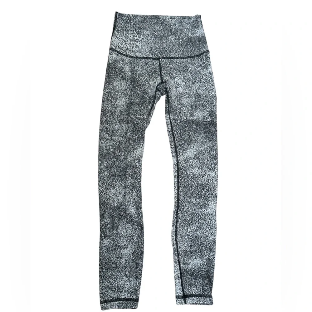 Lululemon Wunder Under black pattern Warmer style s 6